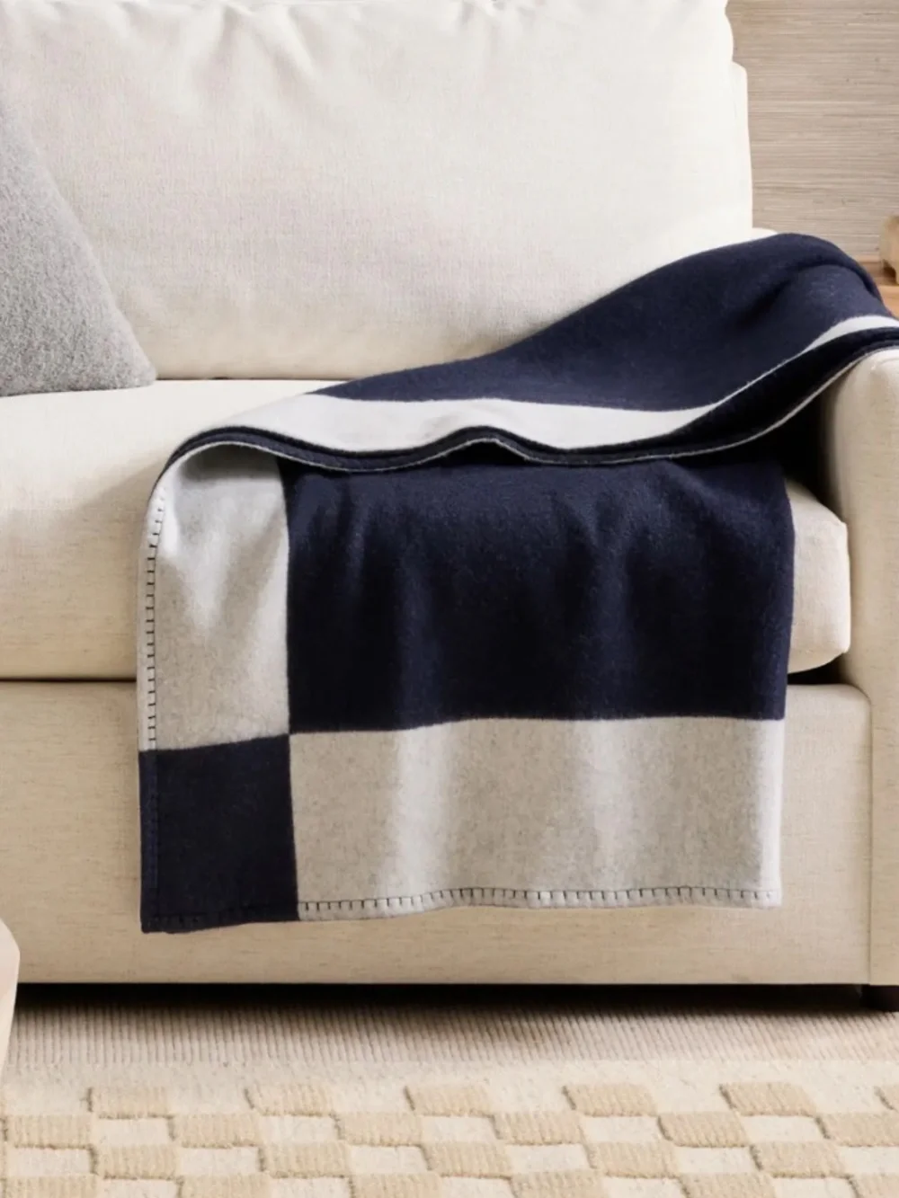 Merino Wool & Cashmere Luxury Throw navy and gray 50 x 60